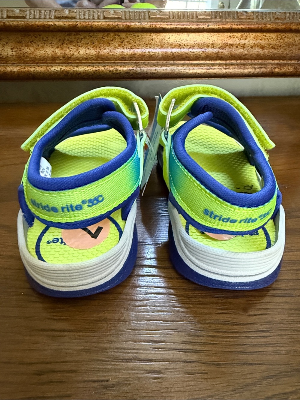 Stride Rite Asher Boys Neon Yellow & Blue Sandals. Water friendly. Size 7. - Picture 8 of 13
